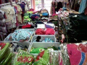 Obral Grosir Baju Murah Kulakan Surabaya Usaha Obral Baju Murah Di Surabaya 2  